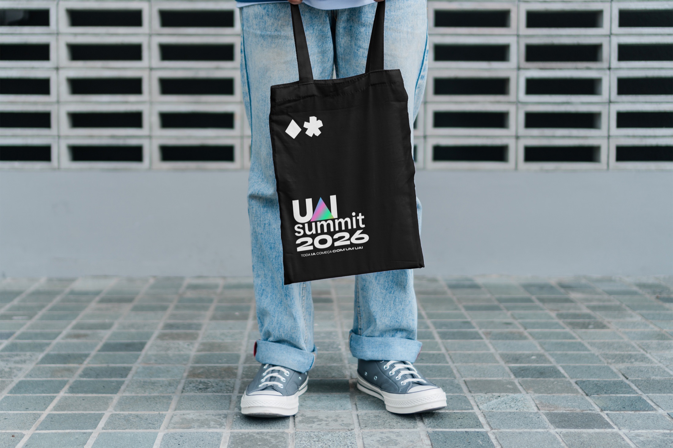 UAI Summit 2026 — tote bag do evento